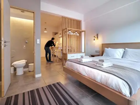 NakosHomes Luxury Studio Apartment - Photo 3