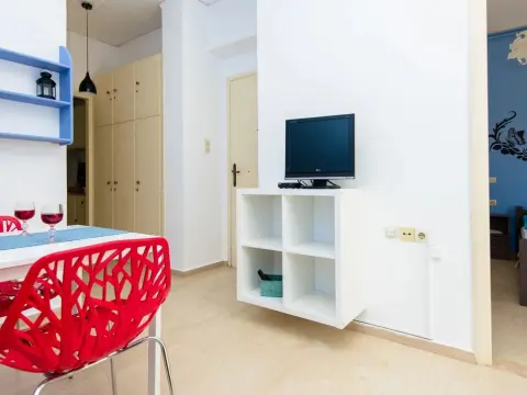 Neda Studios & Apartments - Photo 2