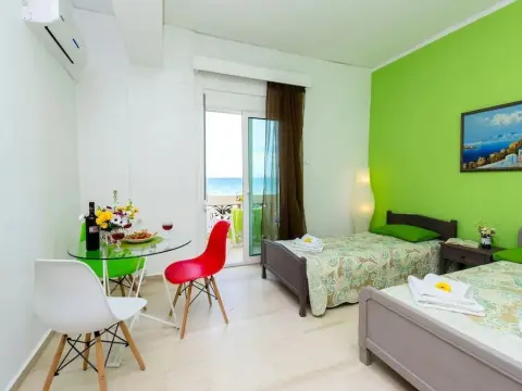 Neda Studios & Apartments - Photo 3