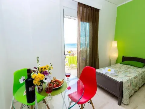 Neda Studios & Apartments - Photo 4