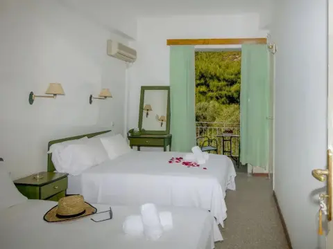 Neorio Bay - Photo 3