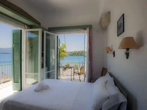 Neorio Bay - Photo 4