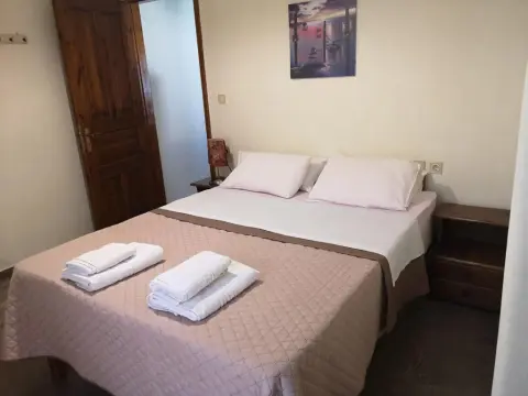 Nicolas Studios & Apartments - Photo 2