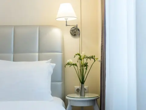 Old Town Inn - Photo 3