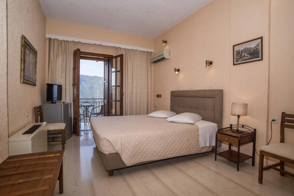 Olympic Hotel - Photo 4