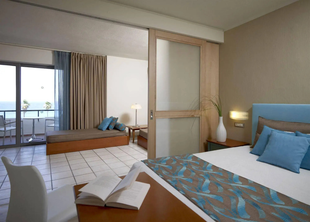 Olympic Palace Resort Hotel & Convention Center - Photo 4