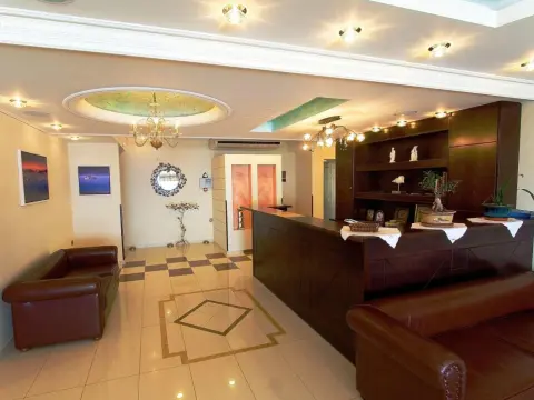 Ilia Mare Hotel - Photo 4
