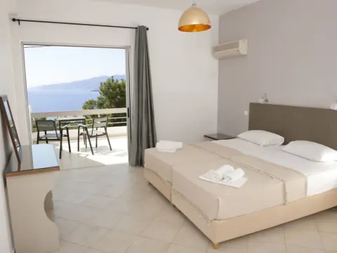 Panorama Apartments - Photo 4