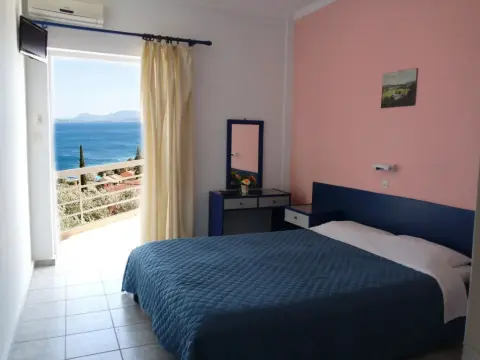 Paradise Apartments - Photo 4