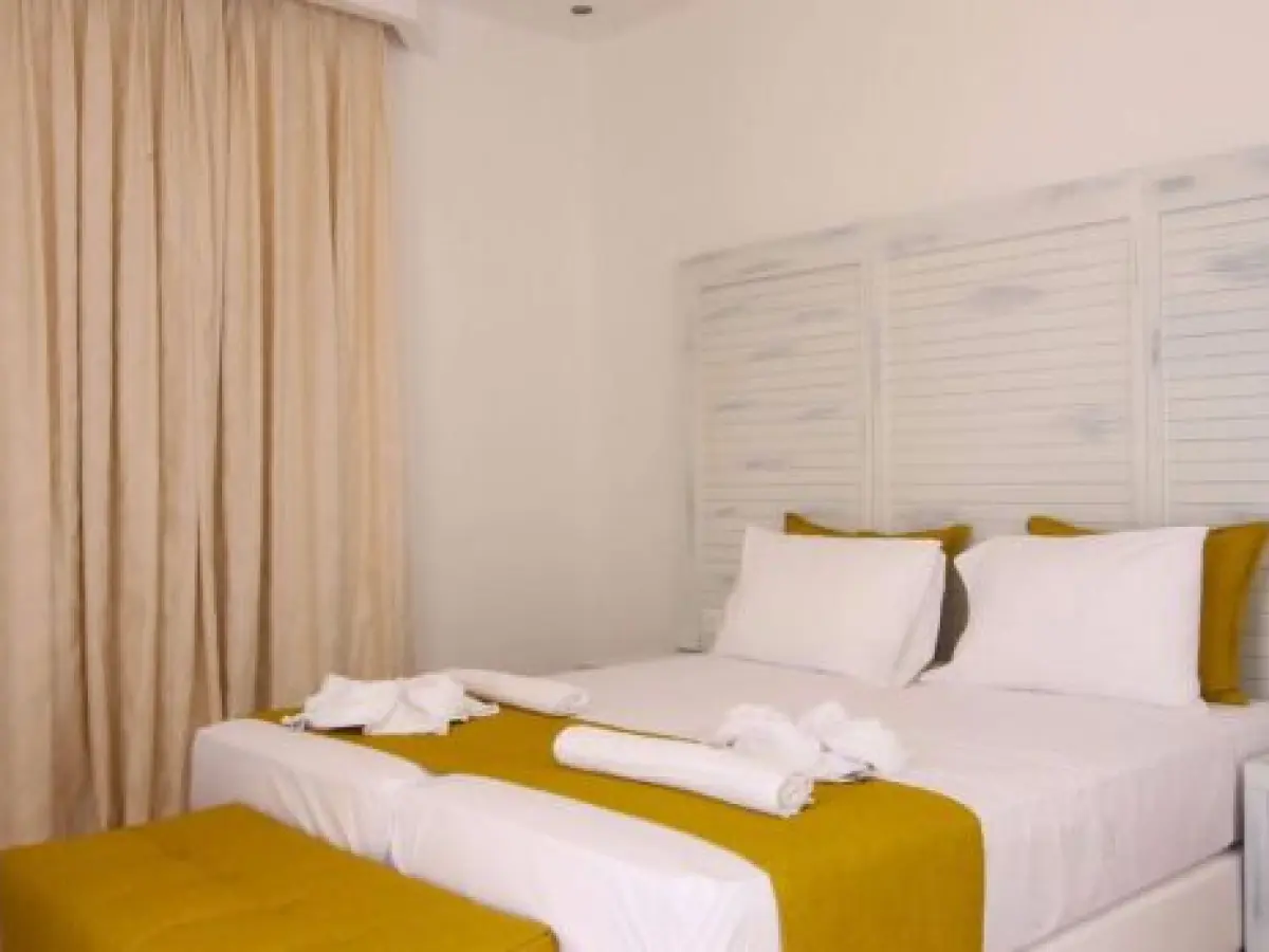Paradise Beach Rooms & Apartments