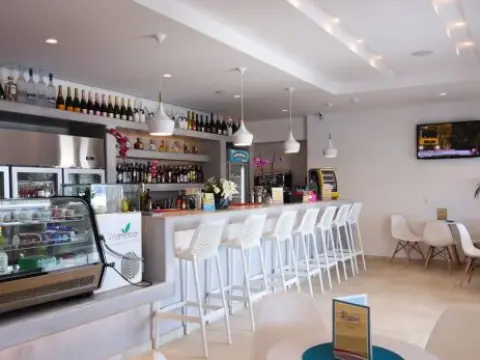 Paradise Beach Rooms & Apartments - Photo 4