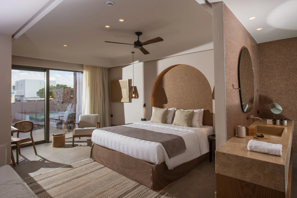 Paralos Venus Suites - Adults Only