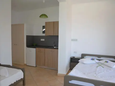 Petros Giatras - Rooms - Photo 2