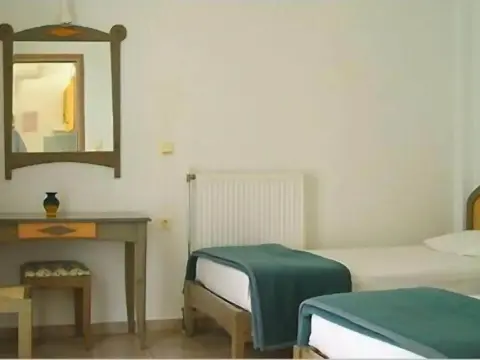 Phoenix Apartments - Photo 3