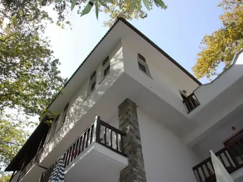Platanofylla Studios & Apartments - Photo 1