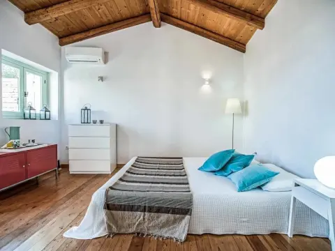 Plumbago Cottage - Photo 2