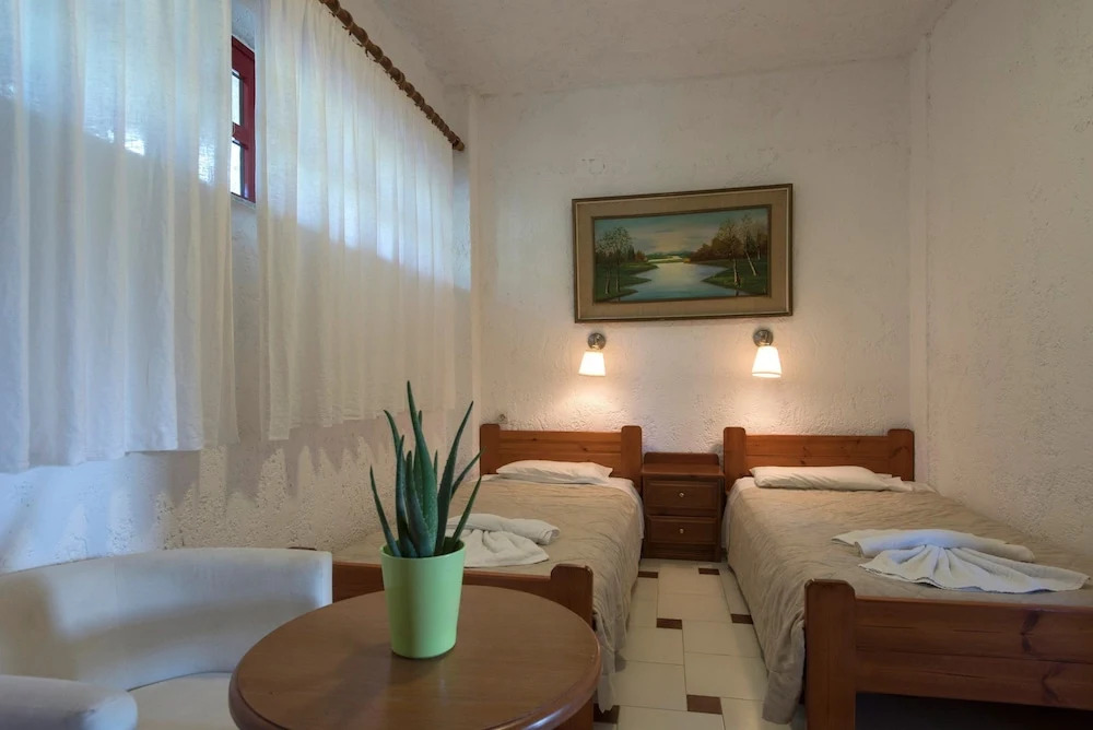 Proimos Apartments - Photo 2