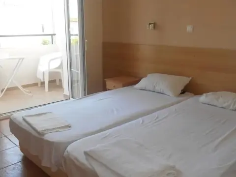 Quayside Apartments - Photo 3