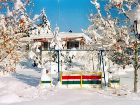 River Side Rooms - Photo 4