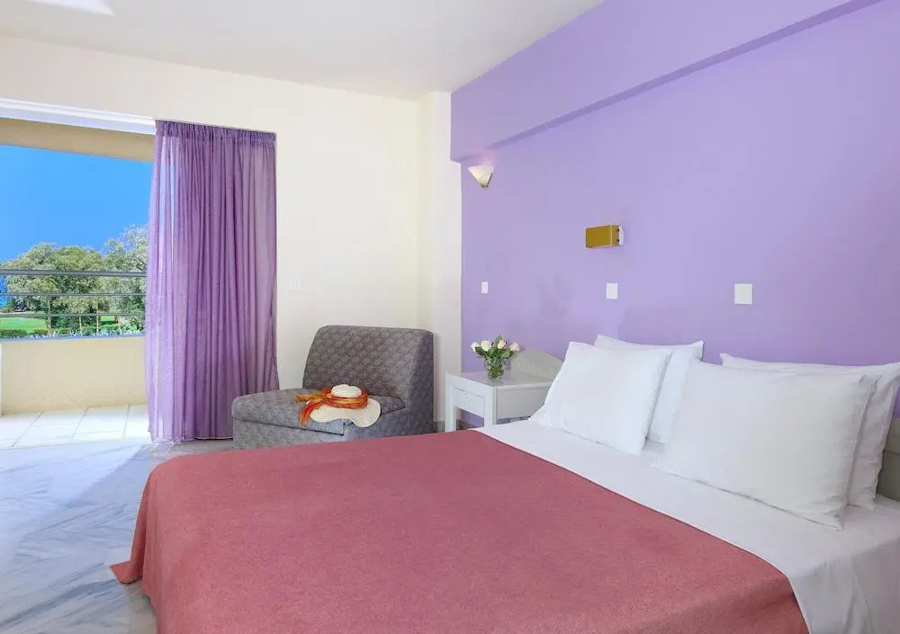 SANTA MARINA UNIQUE HOTEL