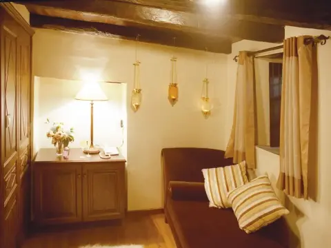 Santikos Mansion - Photo 4