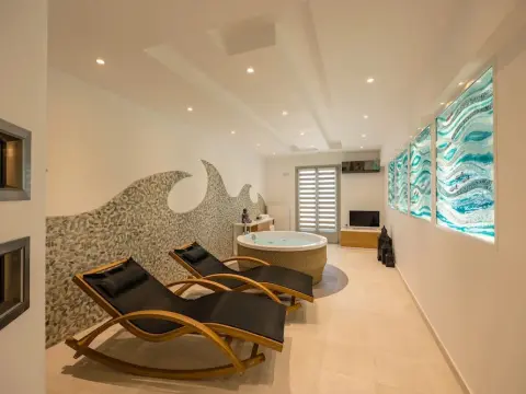 Santorini Grand Luxury Villas - Photo 3