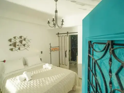 Seabed Suites Mykonos - Photo 3