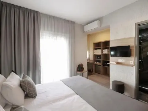 Skianthion - Photo 2
