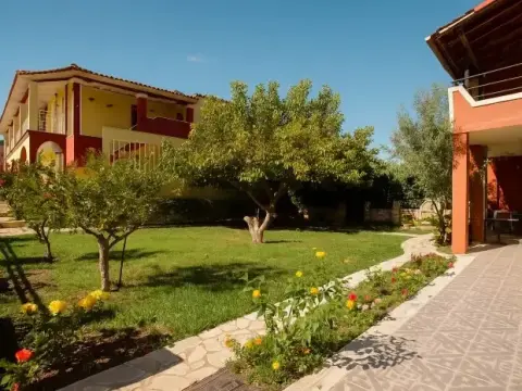 Solena Studios Kavos ( ex Villa Nitsa) - Photo 2