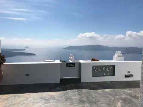 Vallais Villa - Photo 1