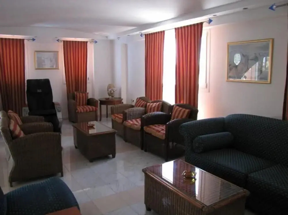 Valsami Hotel Apartments - Photo 3
