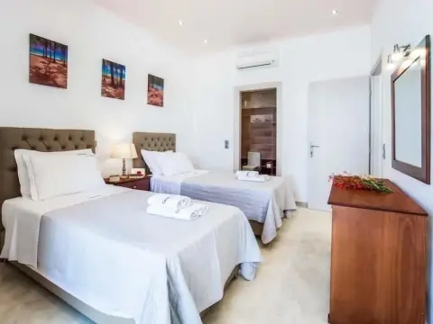 Villa Azure - Photo 1