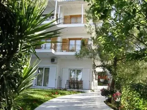 Villa Drepanou Bay - Photo 1