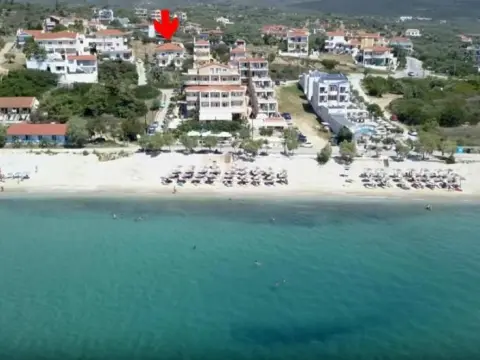 Villa Ekali - Photo 3