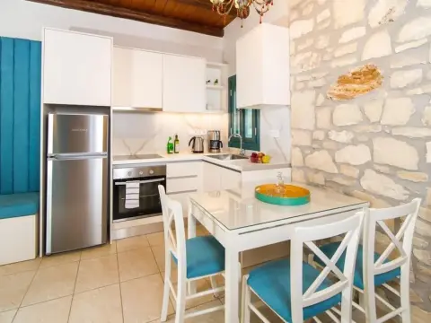 Villa Fegari - Delightful 1 Bedroom Stone House - Photo 4