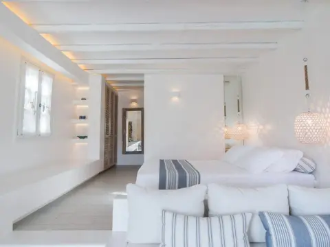 Villa Marandi Luxury Suites - Photo 2