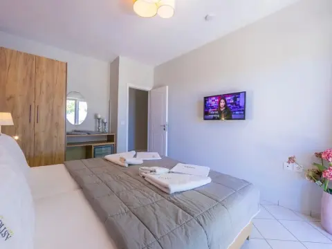 Villa Merope - Photo 1