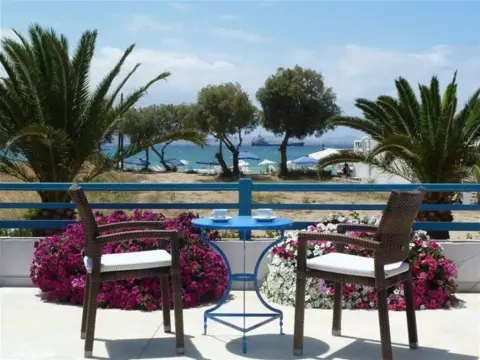 Villa Naxia - Photo 1