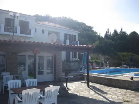Violetta Seaside Studios&Apartments - Foto 1