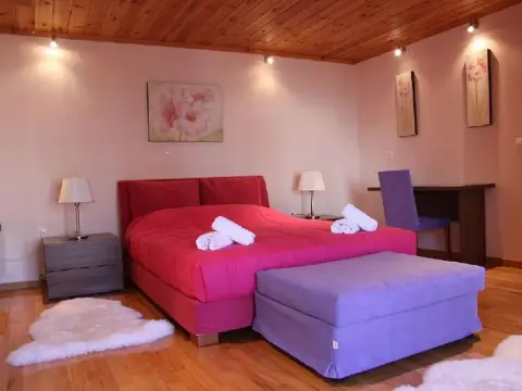 VIP Lounge Resort - Apartments - Photo 4