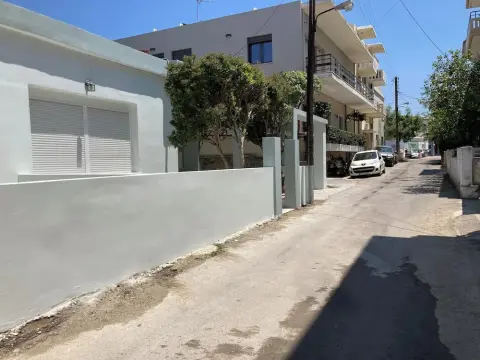 Yanni's Urban Residence - Photo 1