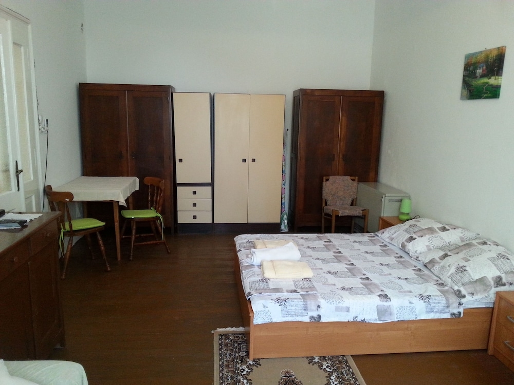 Sunny Dubrovnik Apartment - Photo 4