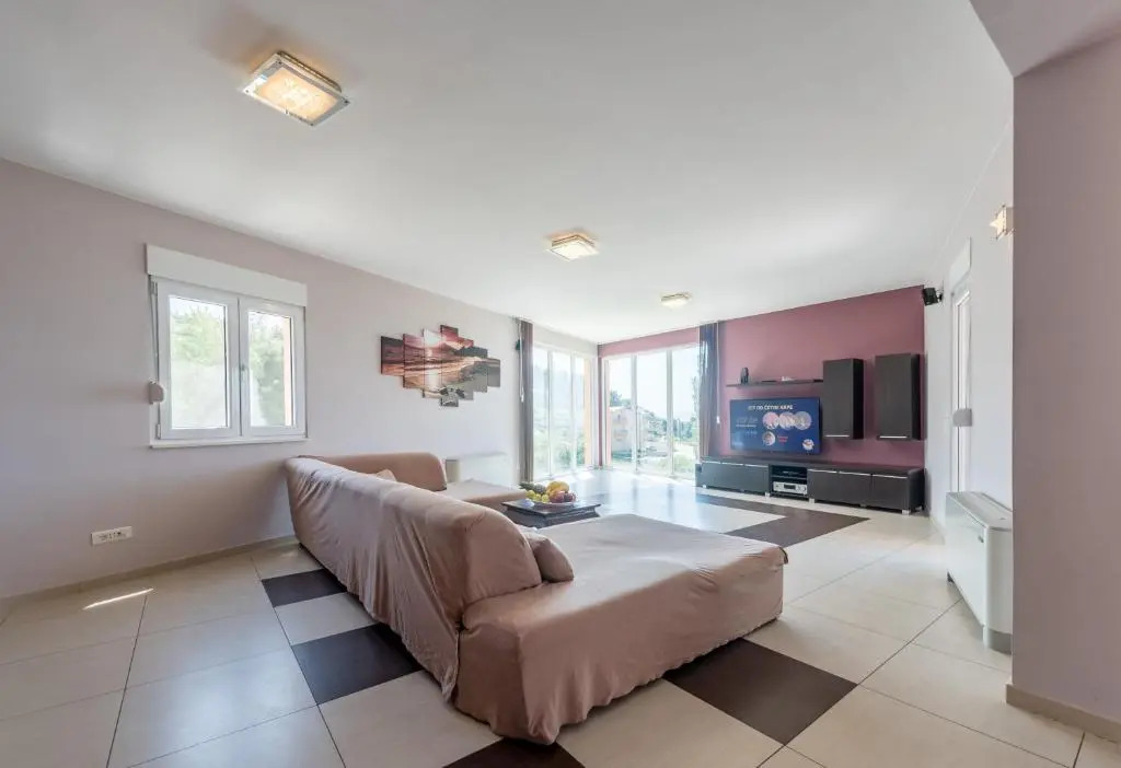 Villa Solin - Photo 2