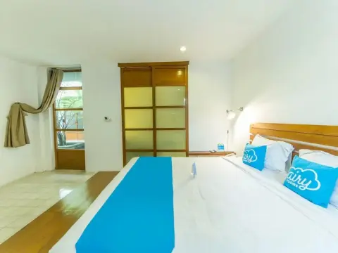 玛琅艾里克罗杰奥罗奥罗多沃默尔巴布11号酒店(Airy Klojen Oro Oro Dowo Merbabu 11 Malang) - Photo 2