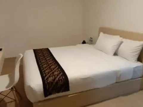 99 by VRV Syariah Hotel Malang - Photo 3