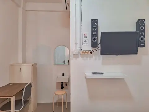 Adam Guesthouse Redpartner - Photo 1