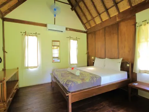 Adeng-Adeng Bungalows - Photo 1