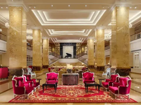 Adimulia Hotel Medan - Photo 2