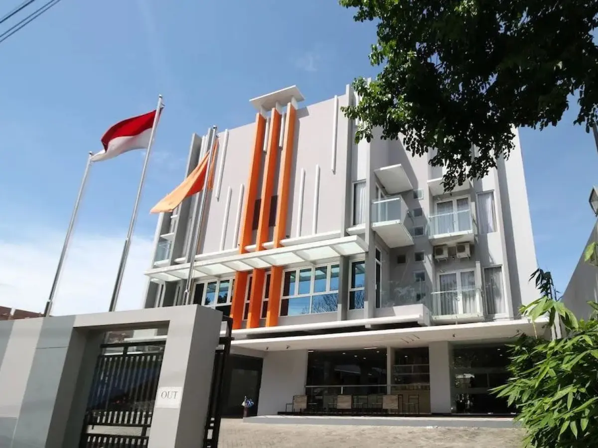 Airy Bandara Ahmad Yani Semarang
