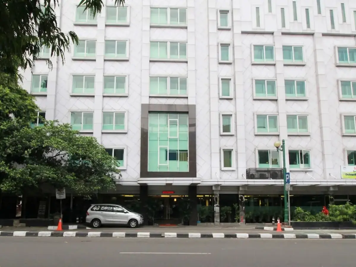 Airy Blok M Melawai 18 Jakarta